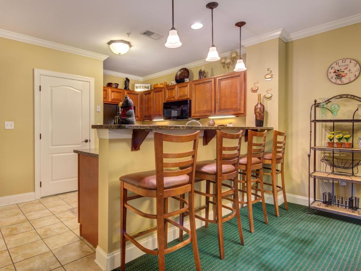 City Bear, 2Br, Pool, Spa, Downtown Gatlinburg, Sleeps 6 Apartment Екстериор снимка